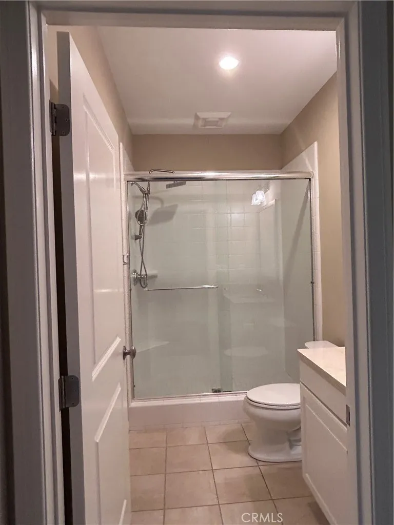 63 Elmdale Irvine, CA 92620