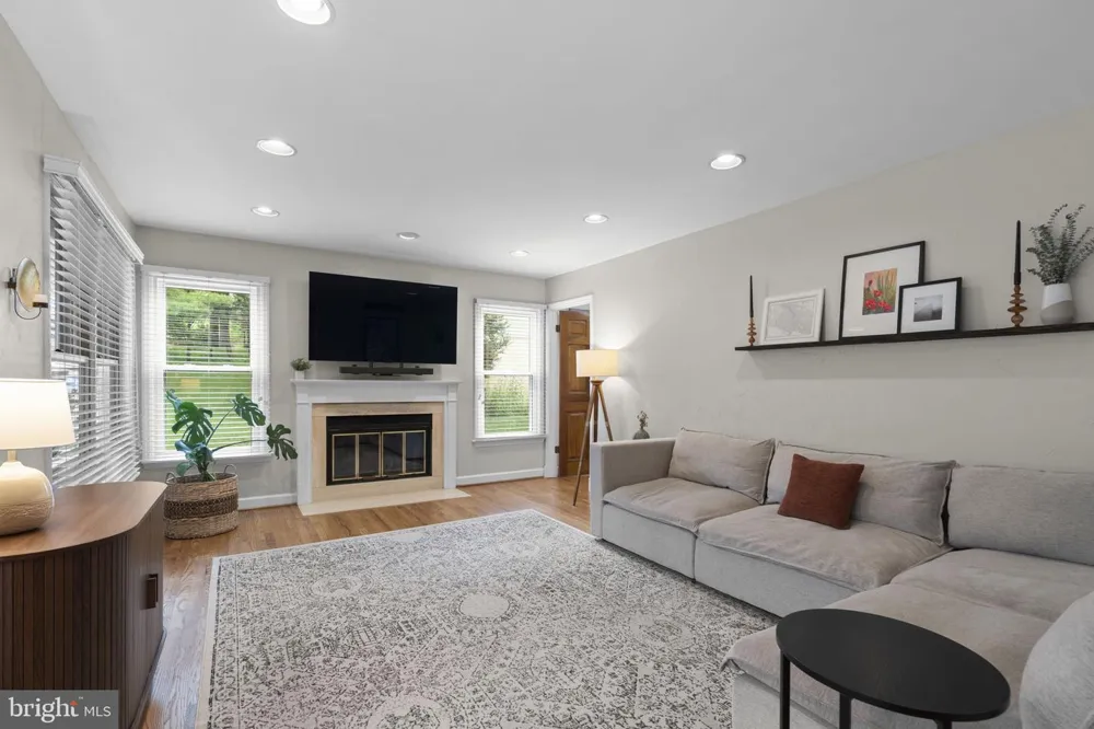 12110 BLUE FLAG WAY Columbia, MD 21044
