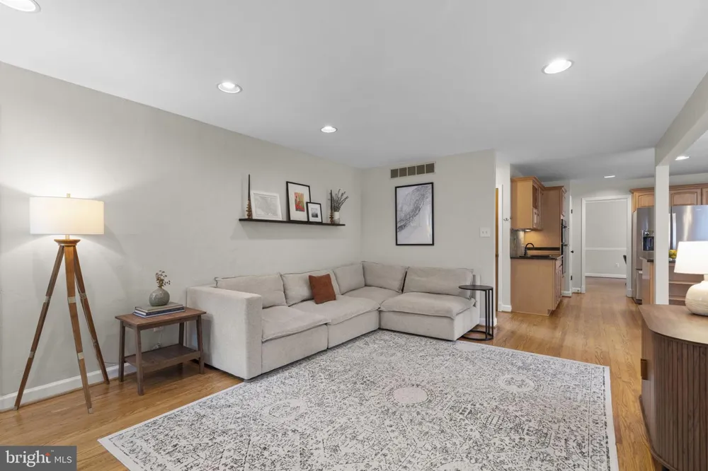 12110 BLUE FLAG WAY Columbia, MD 21044