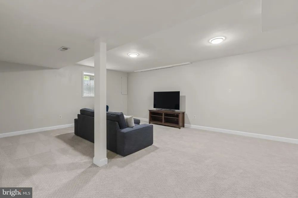 12110 BLUE FLAG WAY Columbia, MD 21044