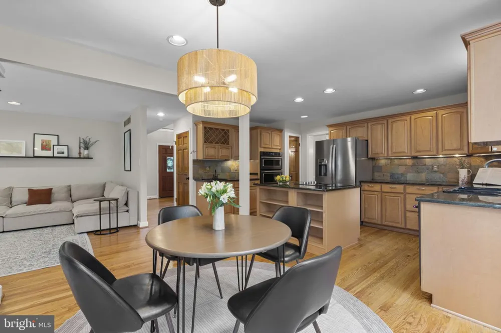 12110 BLUE FLAG WAY Columbia, MD 21044