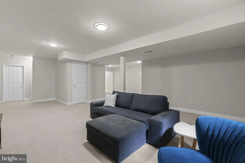 12110 BLUE FLAG WAY Columbia, MD 21044