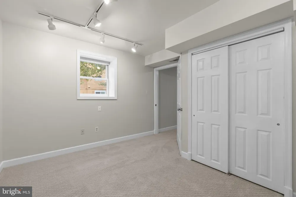 12110 BLUE FLAG WAY Columbia, MD 21044