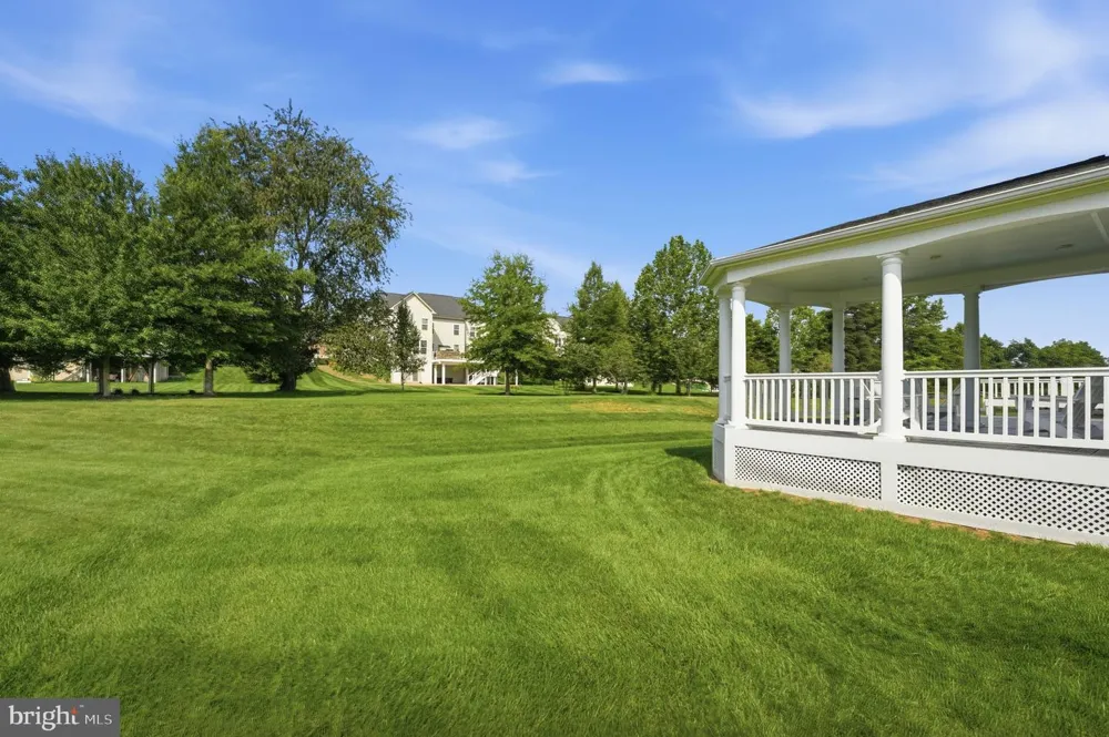 23889 HEATHER MEADOW DRIVE Ashburn, VA 20148