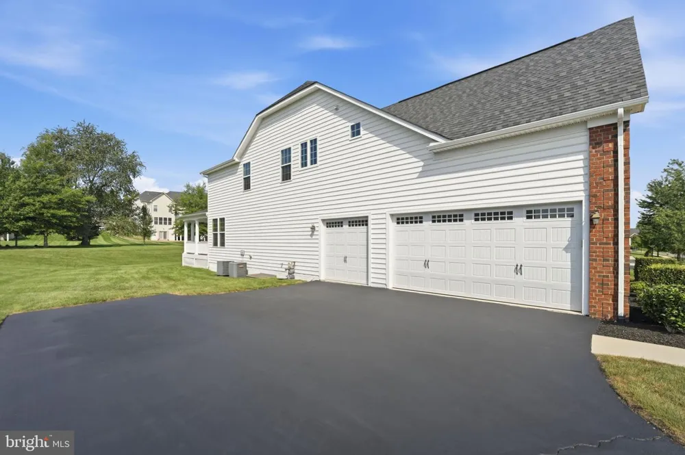 23889 HEATHER MEADOW DRIVE Ashburn, VA 20148
