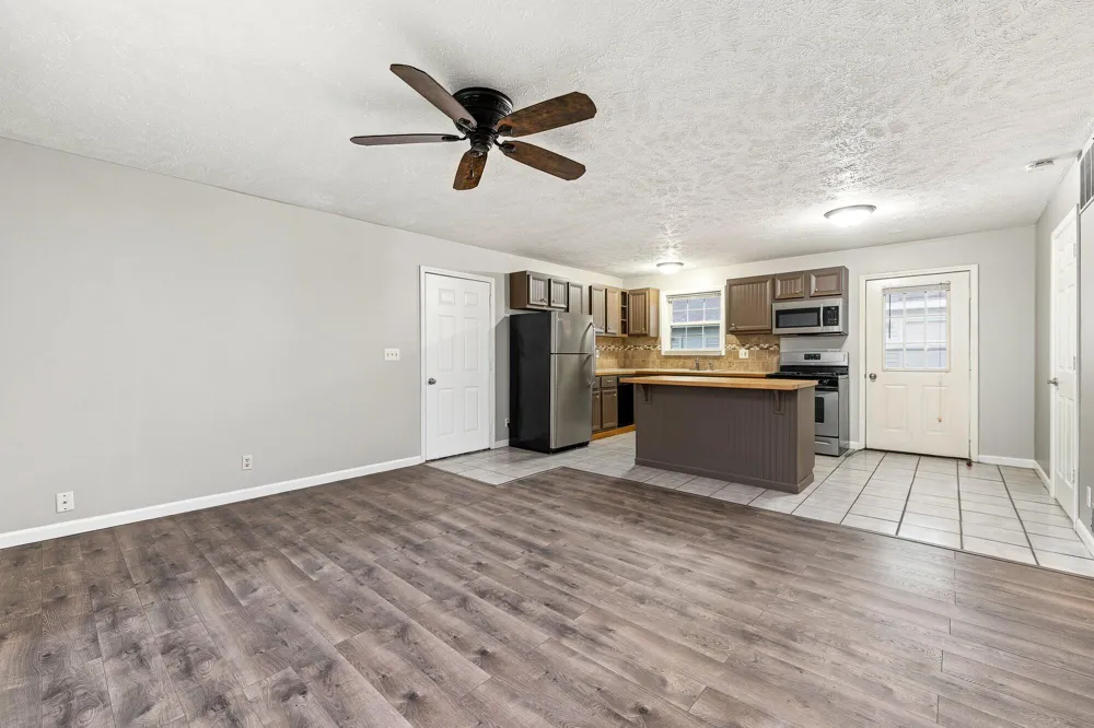 12973 Roughys Drive Wayland, MI 49348