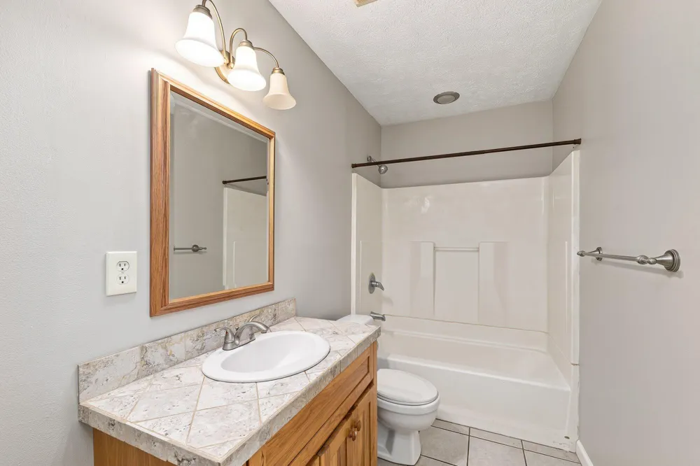 12973 Roughys Drive Wayland, MI 49348