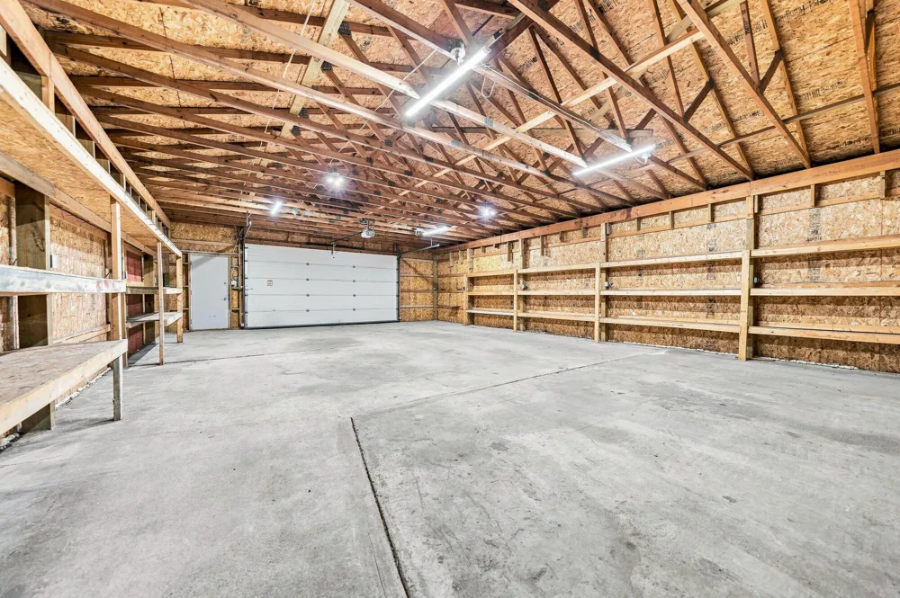 12973 Roughys Drive Wayland, MI 49348