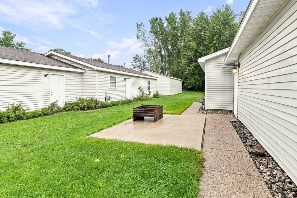 12973 Roughys Drive Wayland, MI 49348