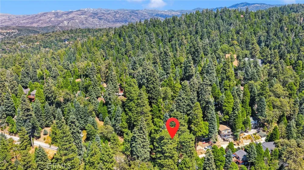 739 Lake Lake Arrowhead, CA 92385