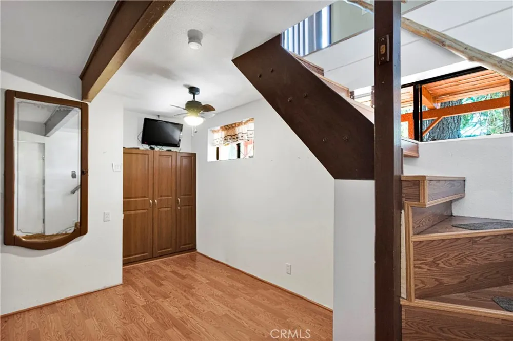 739 Lake Lake Arrowhead, CA 92385