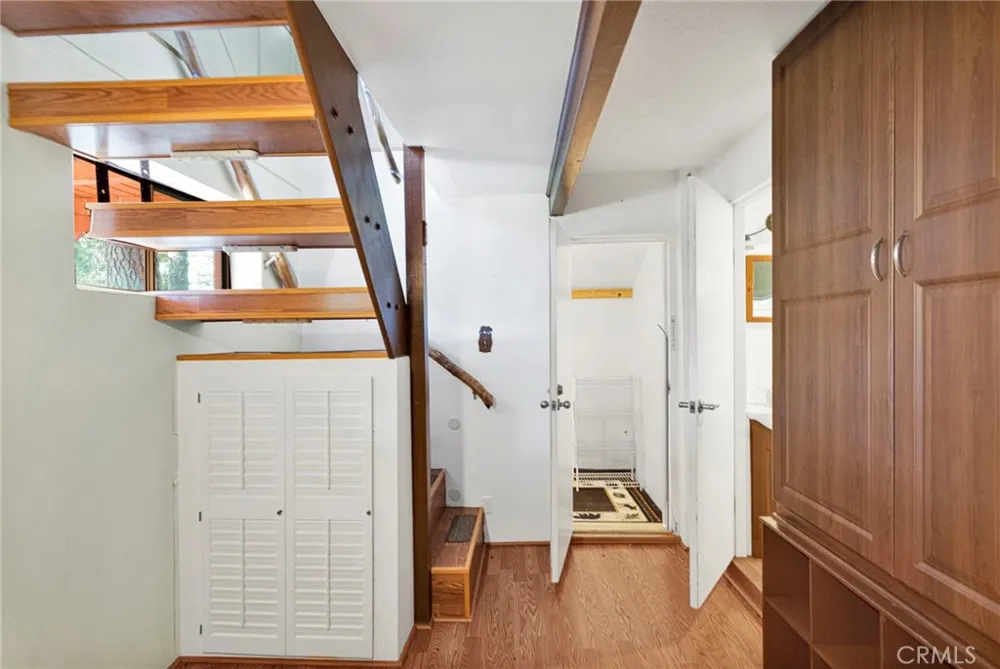 739 Lake Lake Arrowhead, CA 92385
