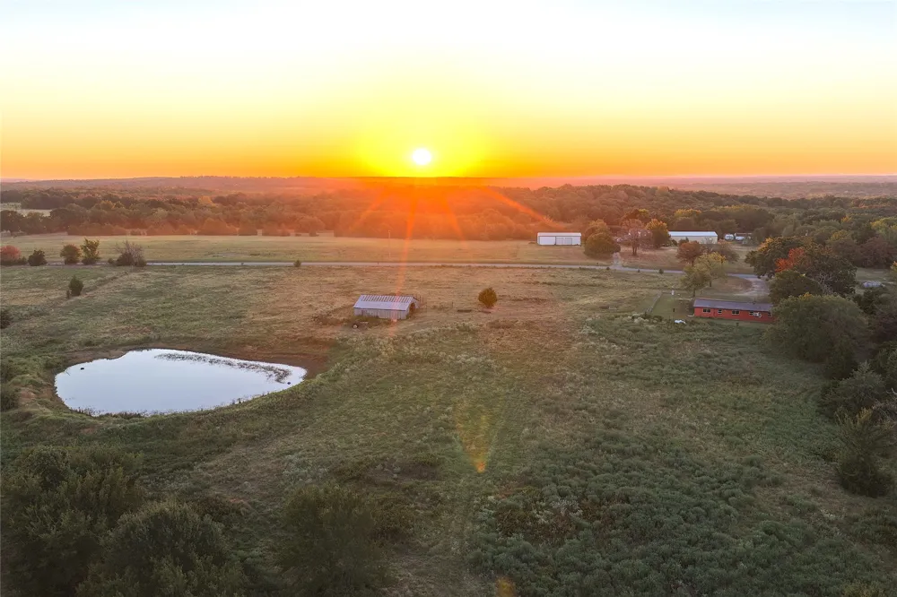 590 Friendship Road Stuart, OK 74570