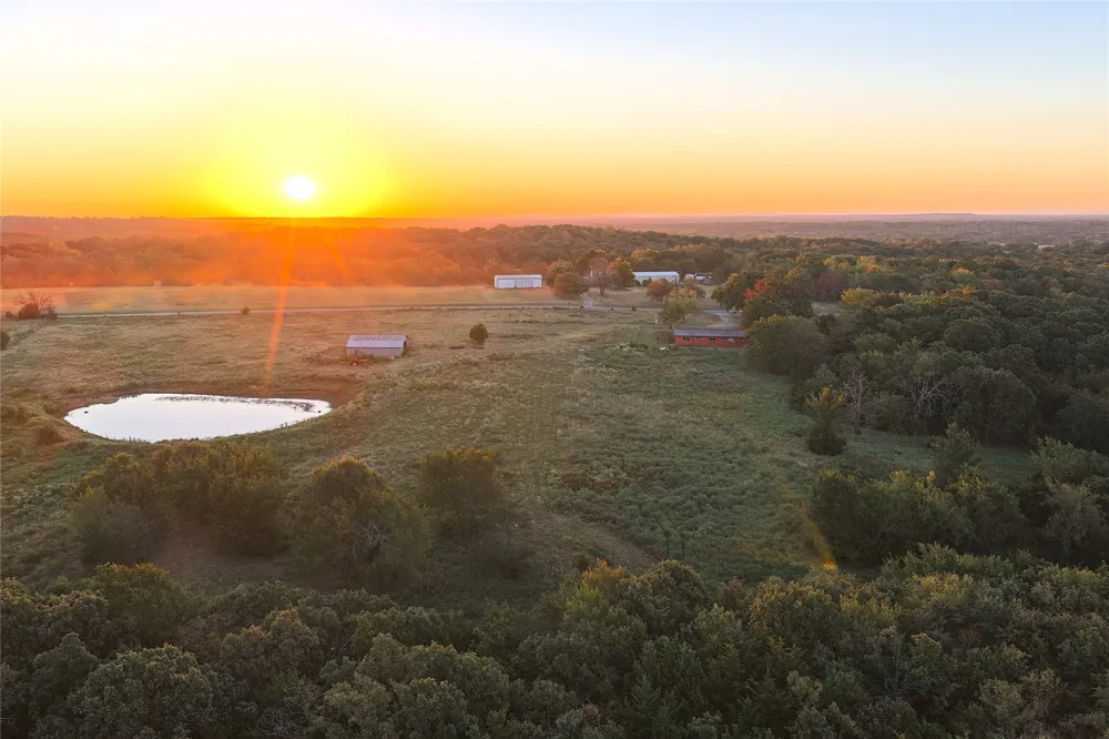 590 Friendship Road Stuart, OK 74570