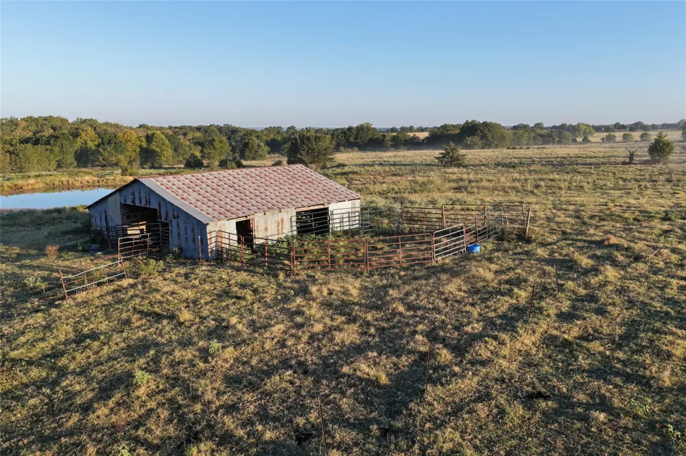 590 Friendship Road Stuart, OK 74570