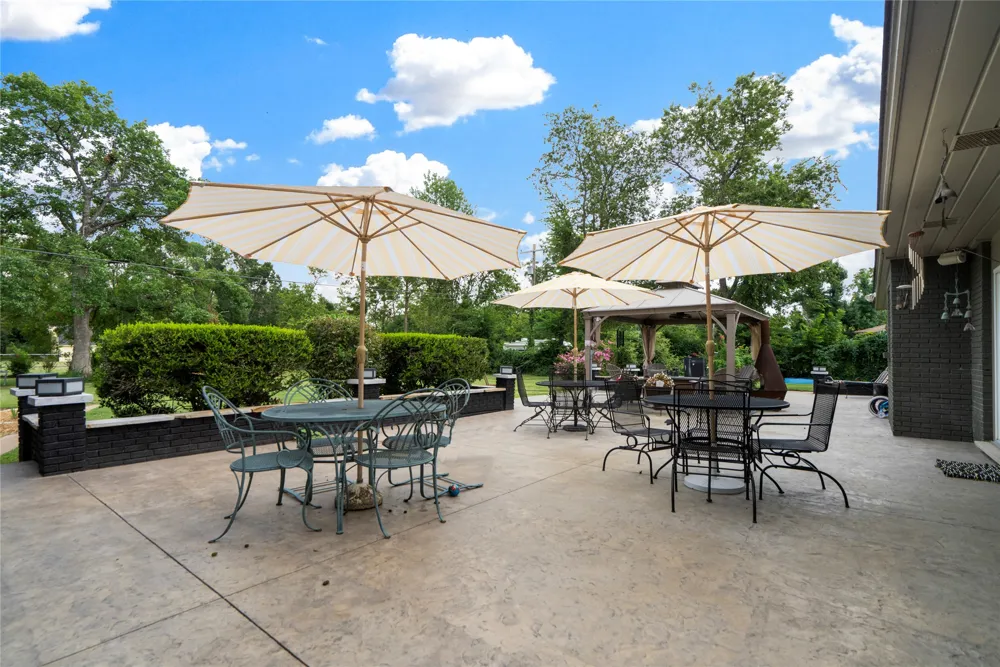 9402 E 16th Street Tulsa, OK 74112