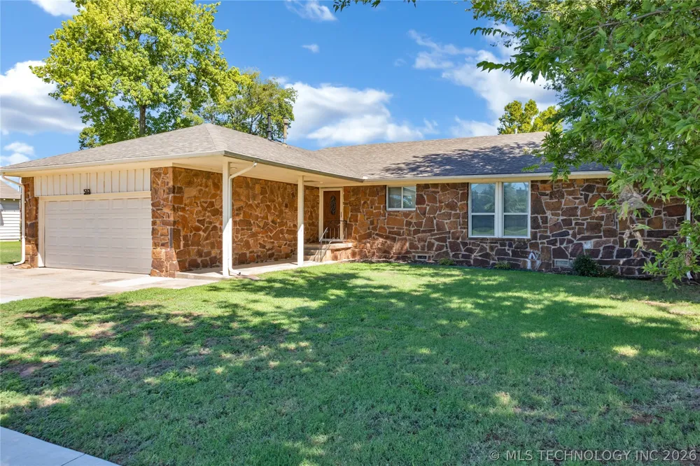 513 E B. STREET Jenks, OK 74037