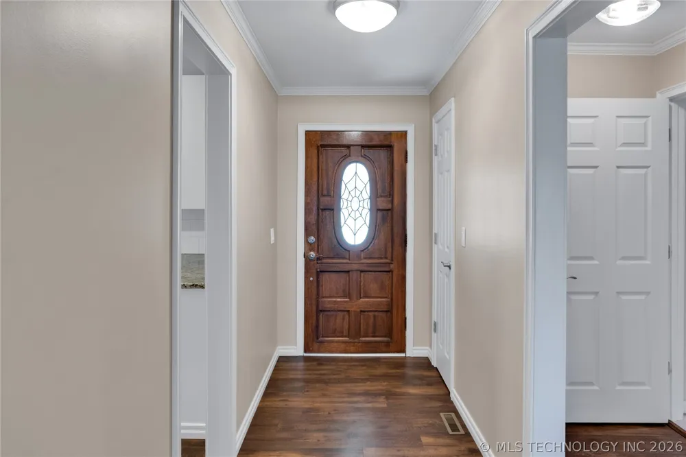 513 E B. STREET Jenks, OK 74037