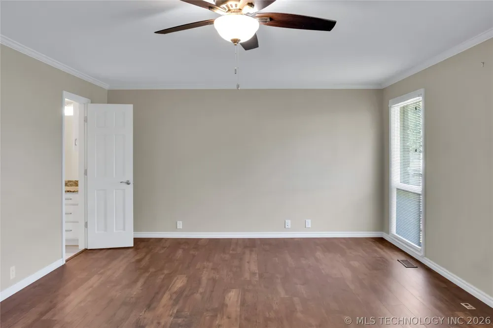 513 E B. STREET Jenks, OK 74037