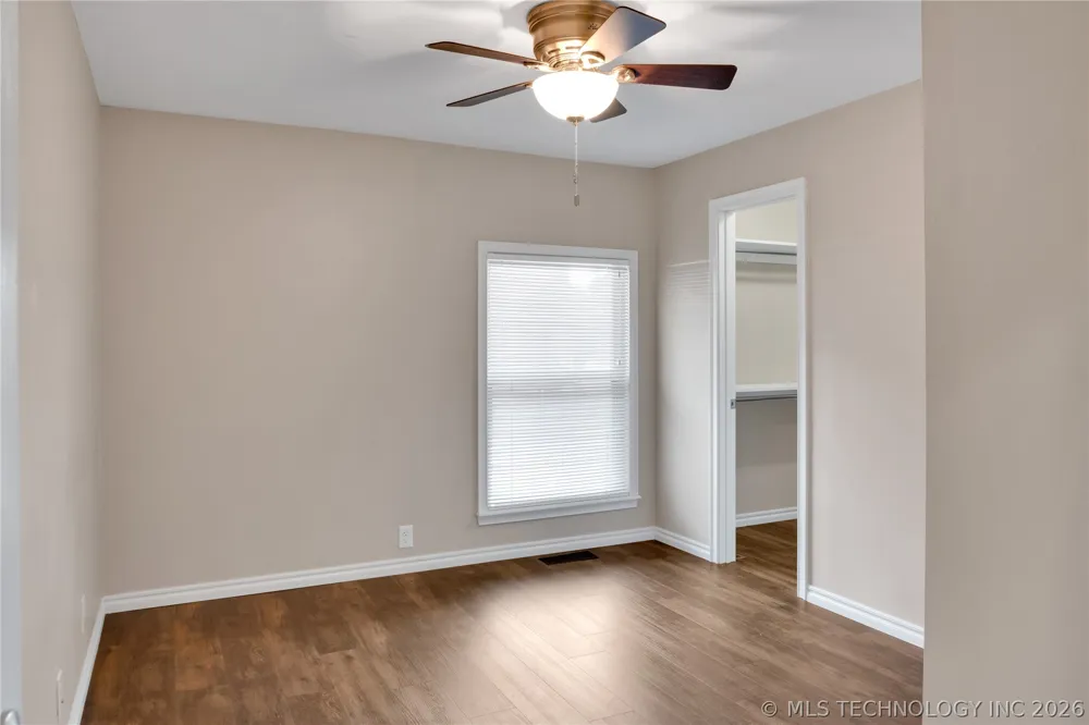 513 E B. STREET Jenks, OK 74037