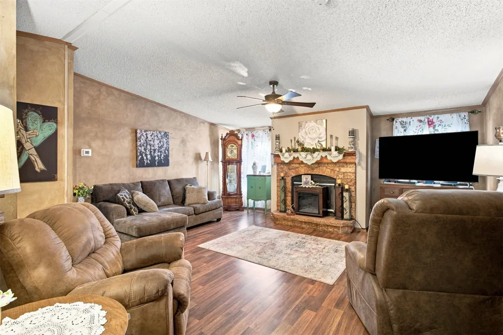 9718 Texoma Park Kingston, OK 73439