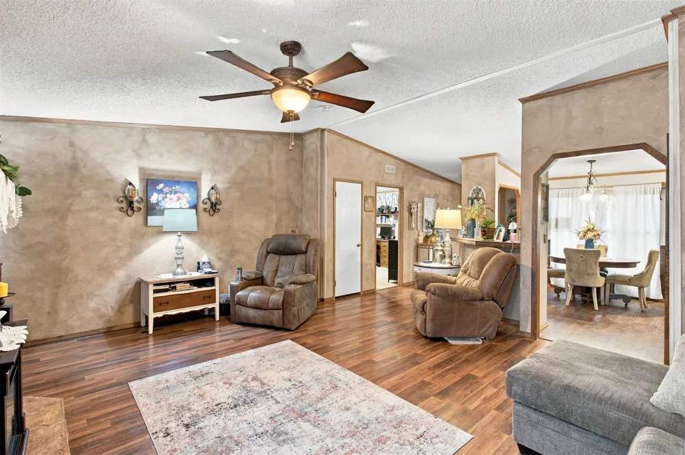 9718 Texoma Park Kingston, OK 73439