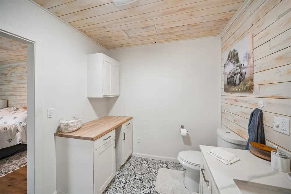 164 W Cherokee Langley, OK 74350