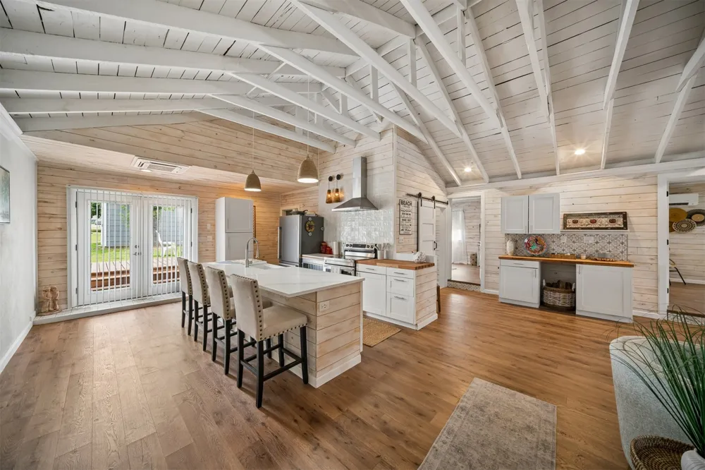164 W Cherokee Langley, OK 74350