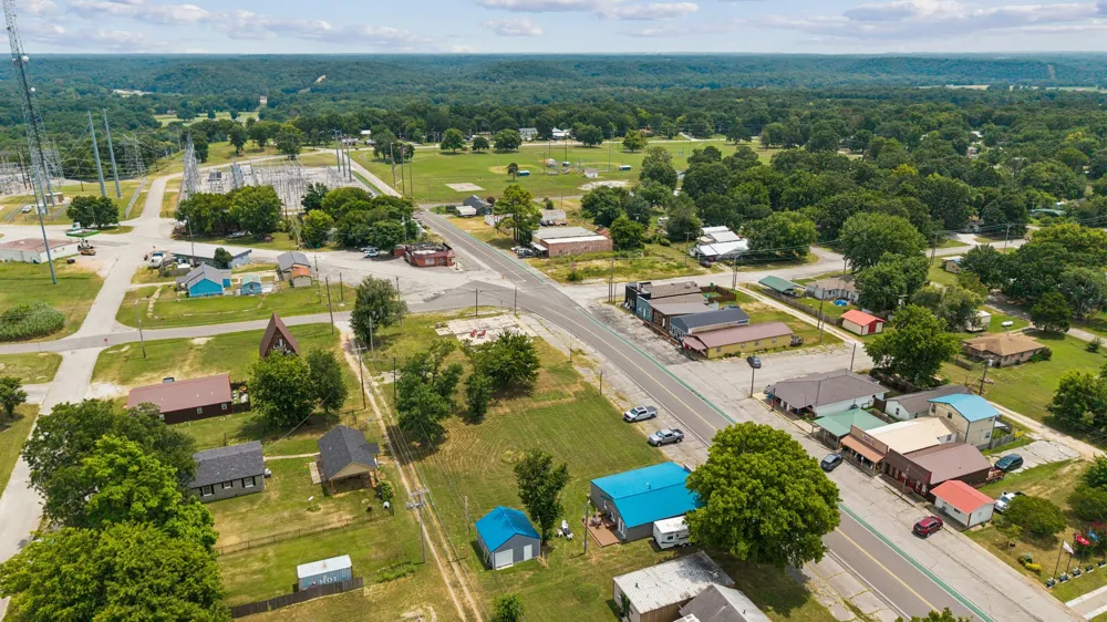 164 W Cherokee Langley, OK 74350