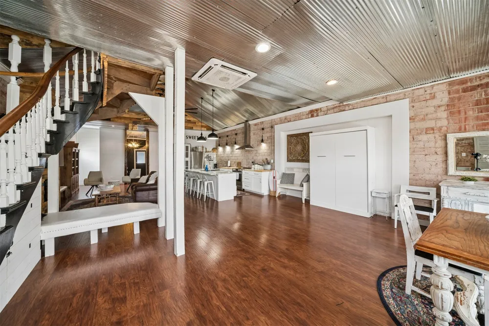 109 Cherokee Langley, OK 74350
