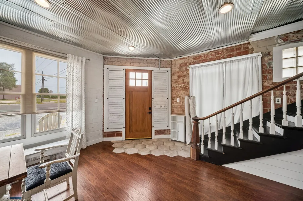 109 Cherokee Langley, OK 74350