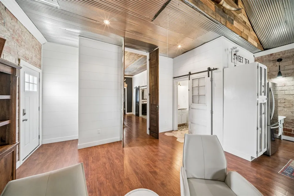 109 Cherokee Langley, OK 74350