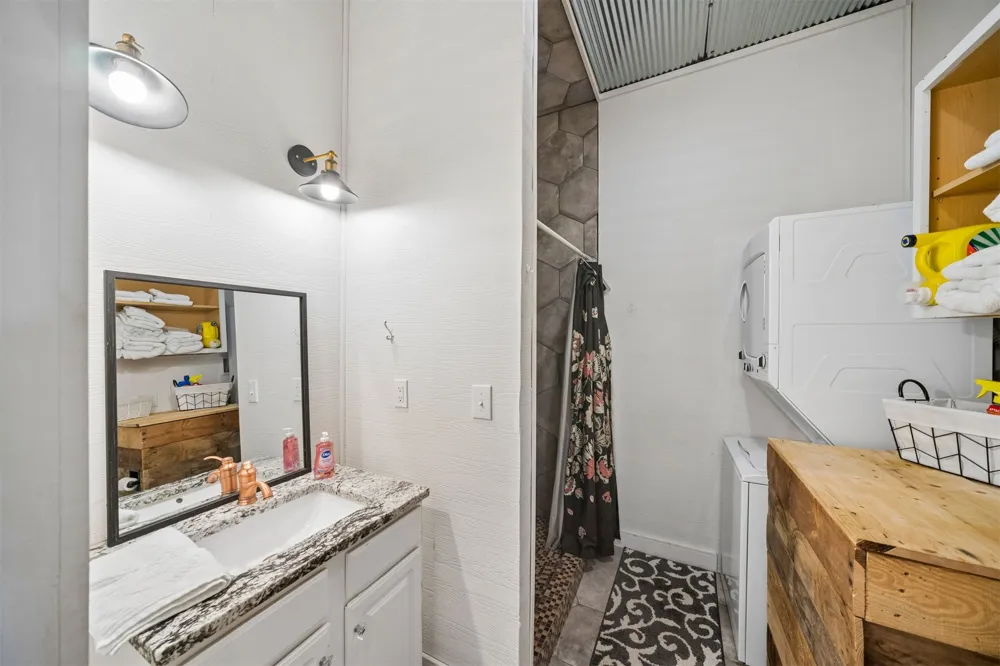 109 Cherokee Langley, OK 74350