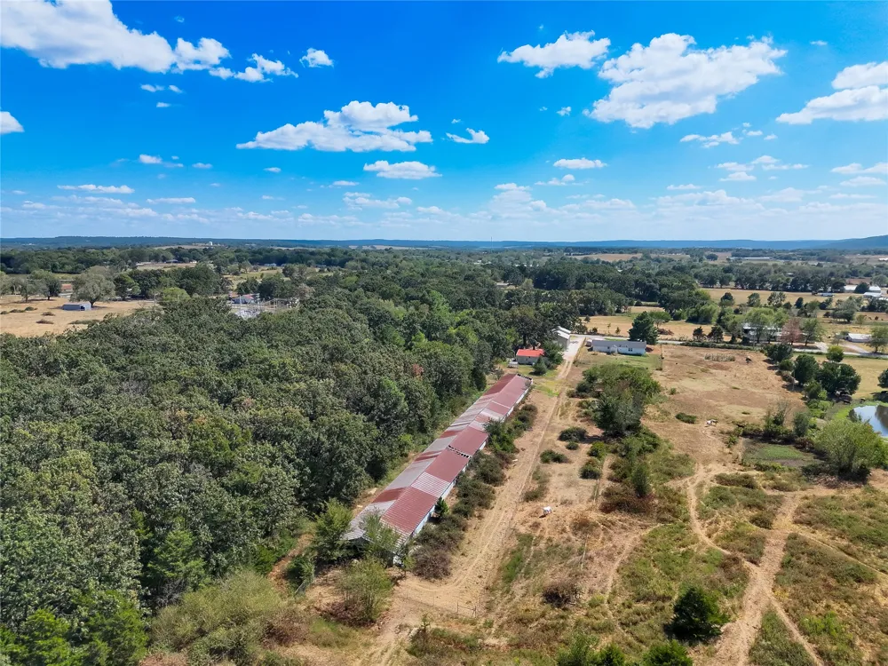 809 W Holt Lincoln, AR 72744
