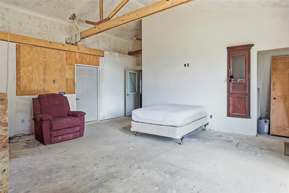 809 W Holt Lincoln, AR 72744