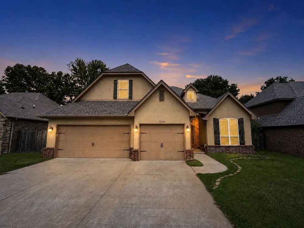 3104 W Mobile Street Broken Arrow, OK 74011