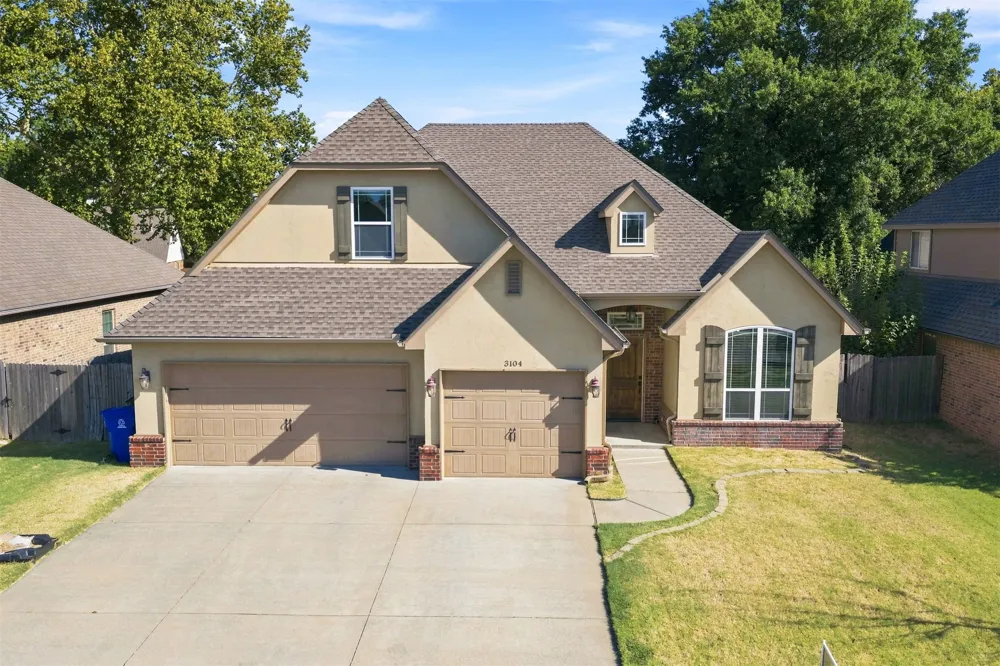 3104 W Mobile Street Broken Arrow, OK 74011