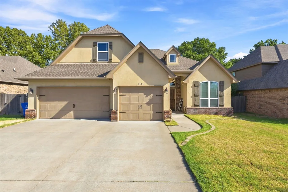 3104 W Mobile Street Broken Arrow, OK 74011