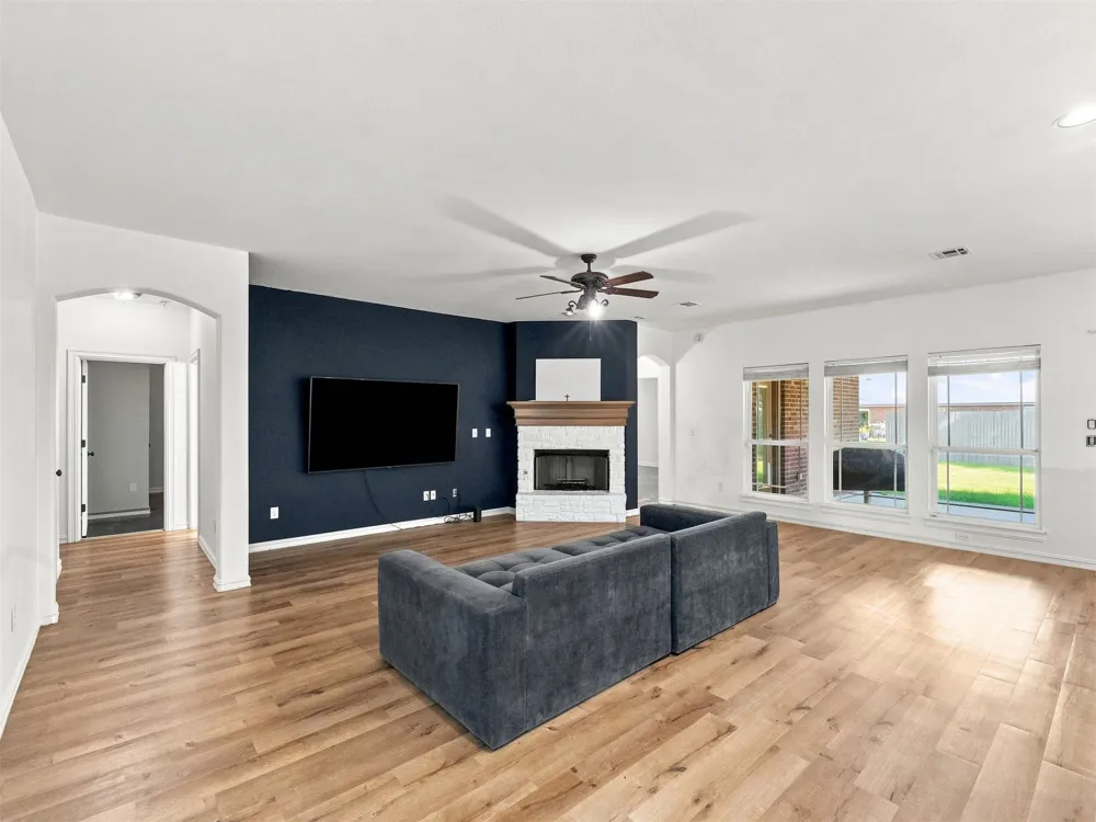 3104 W Mobile Street Broken Arrow, OK 74011