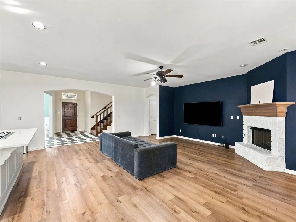 3104 W Mobile Street Broken Arrow, OK 74011