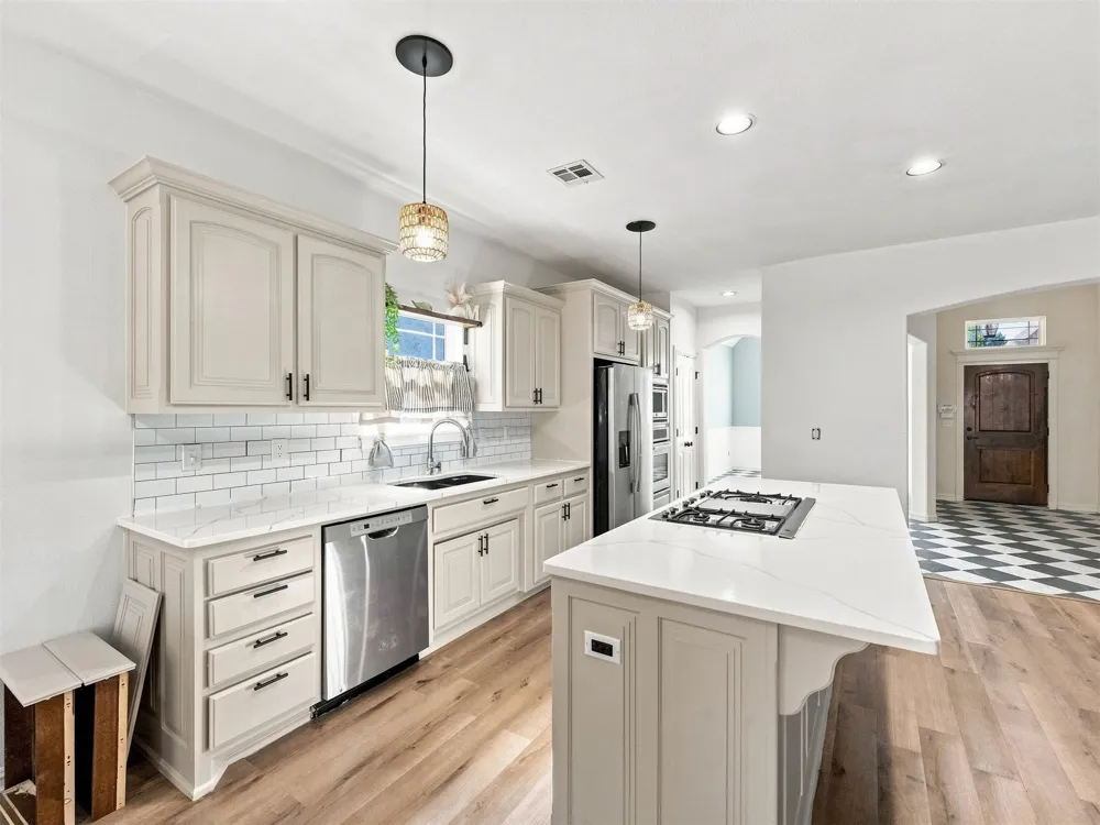 3104 W Mobile Street Broken Arrow, OK 74011