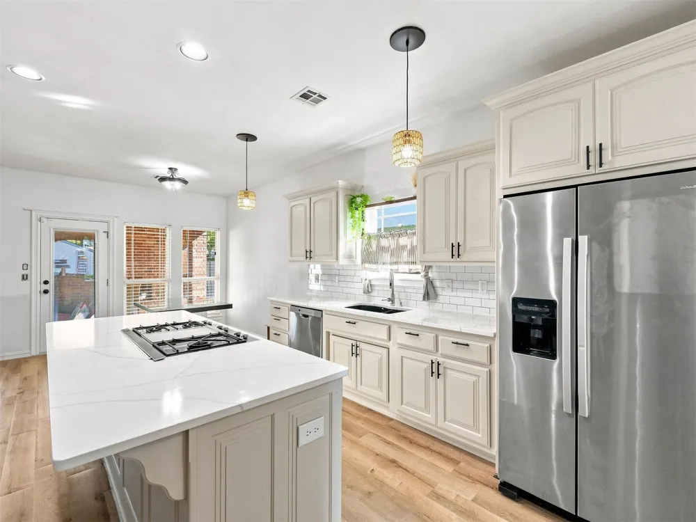 3104 W Mobile Street Broken Arrow, OK 74011