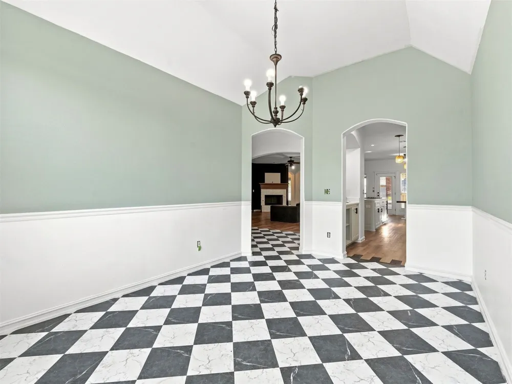 3104 W Mobile Street Broken Arrow, OK 74011