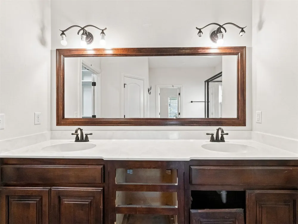 3104 W Mobile Street Broken Arrow, OK 74011