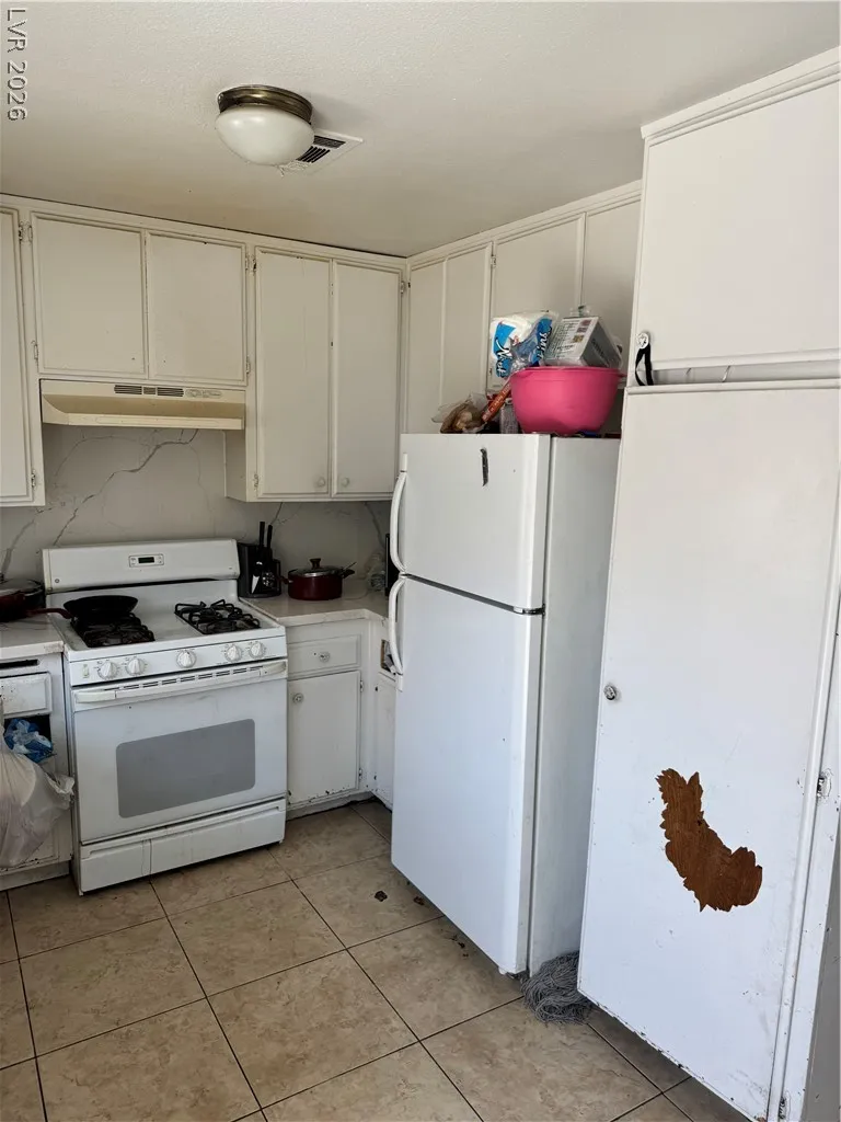 4008 Edgeford Place Las Vegas, NV 89102