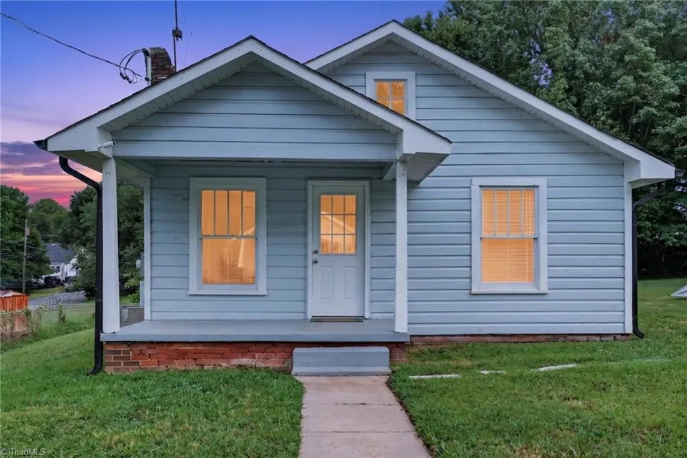 202 W Whitsett Street Graham, NC 27253