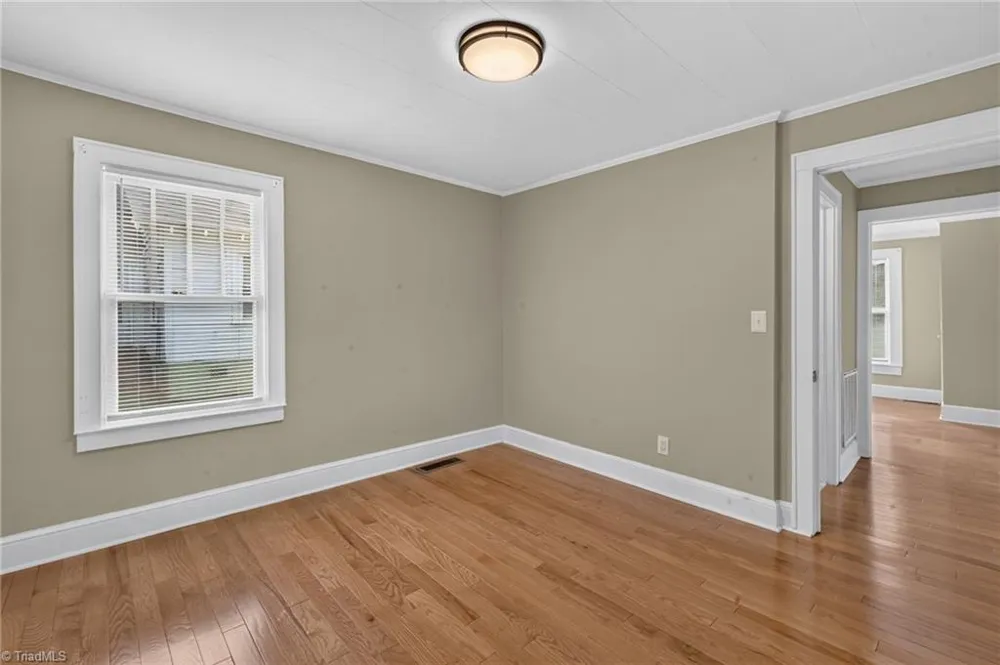 202 W Whitsett Street Graham, NC 27253