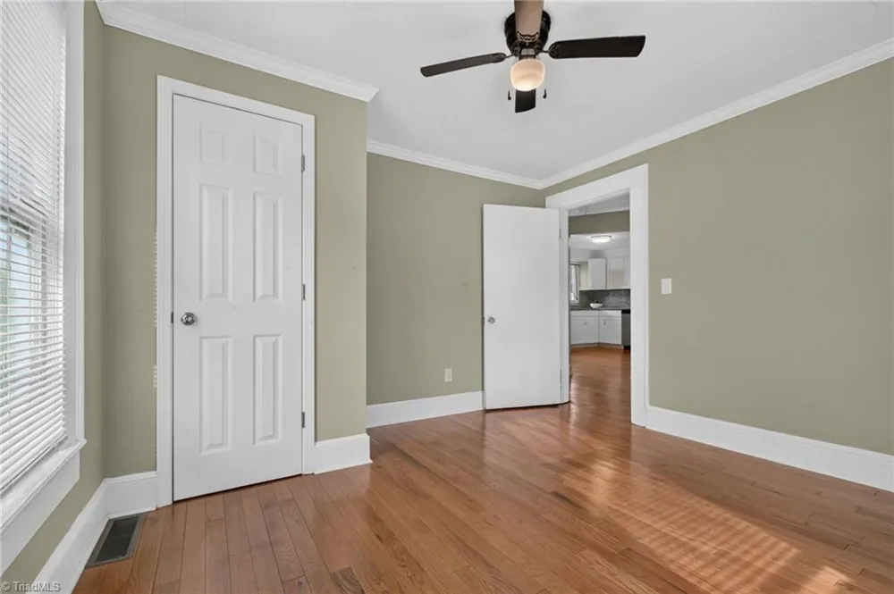 202 W Whitsett Street Graham, NC 27253