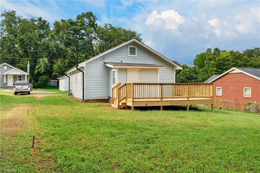 202 W Whitsett Street Graham, NC 27253