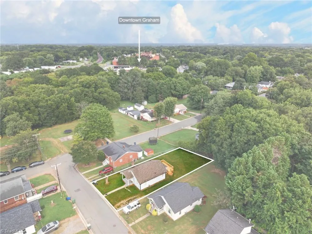 202 W Whitsett Street Graham, NC 27253